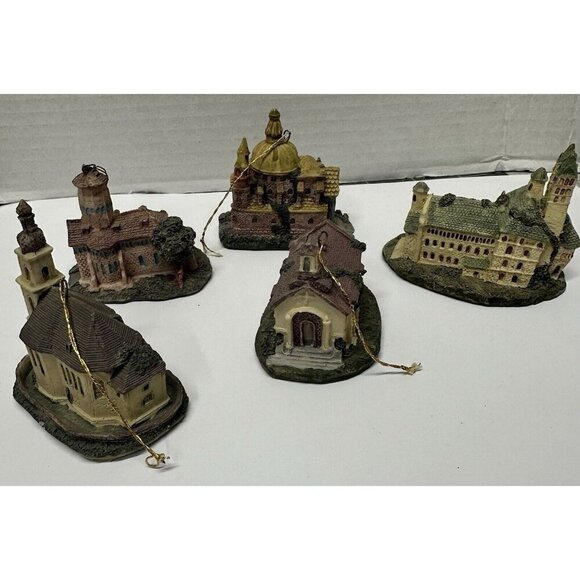 Set of 5 Resin Church Ornaments Religious Vintage - Picture 1 of 13